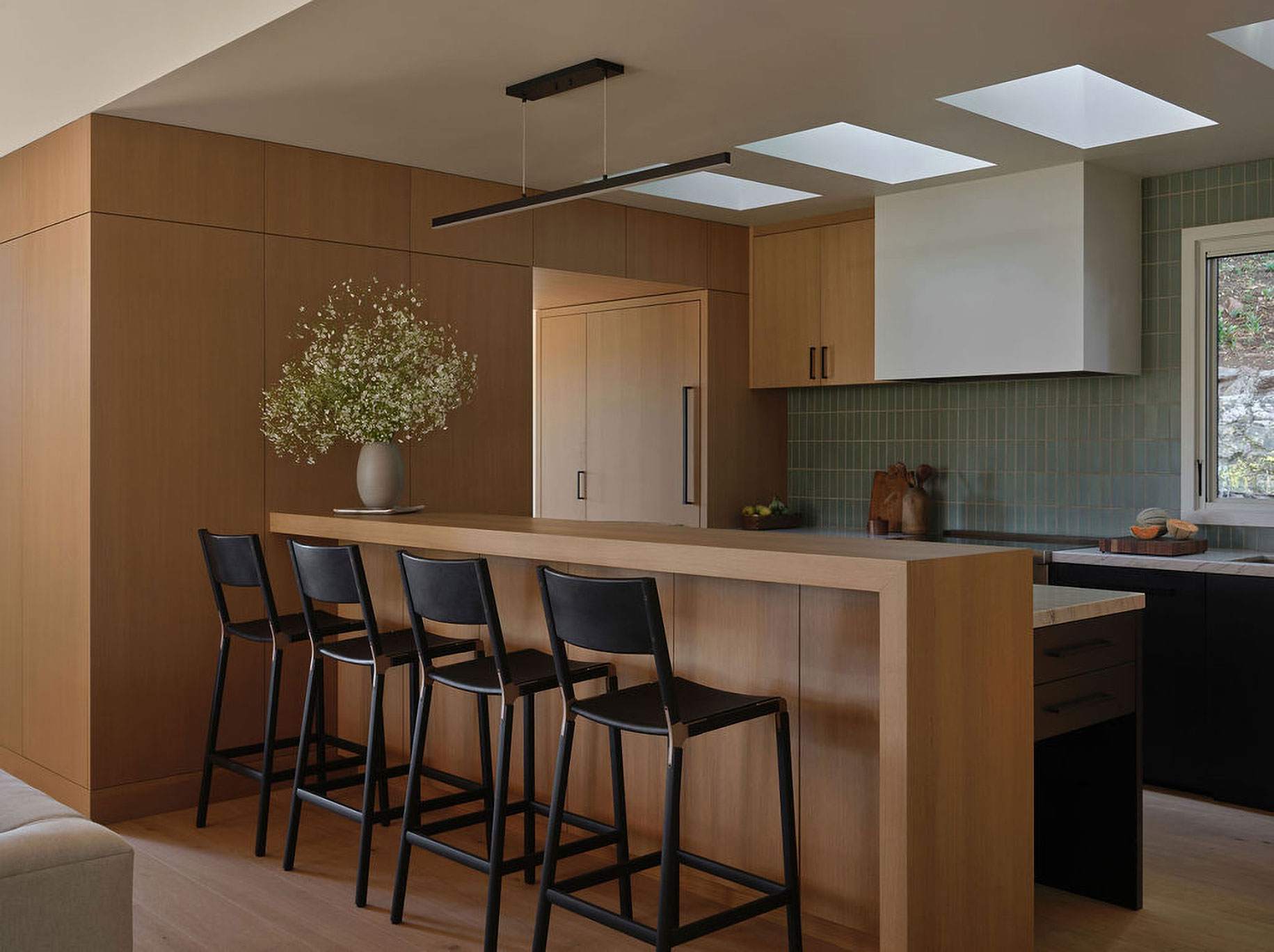 Gramercy kitchen island bar
